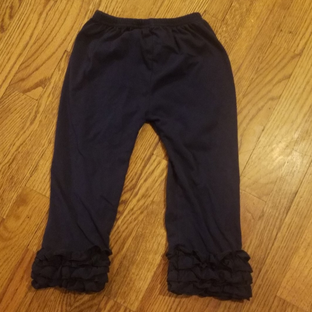 Triple Ruffle Capris, NWOT